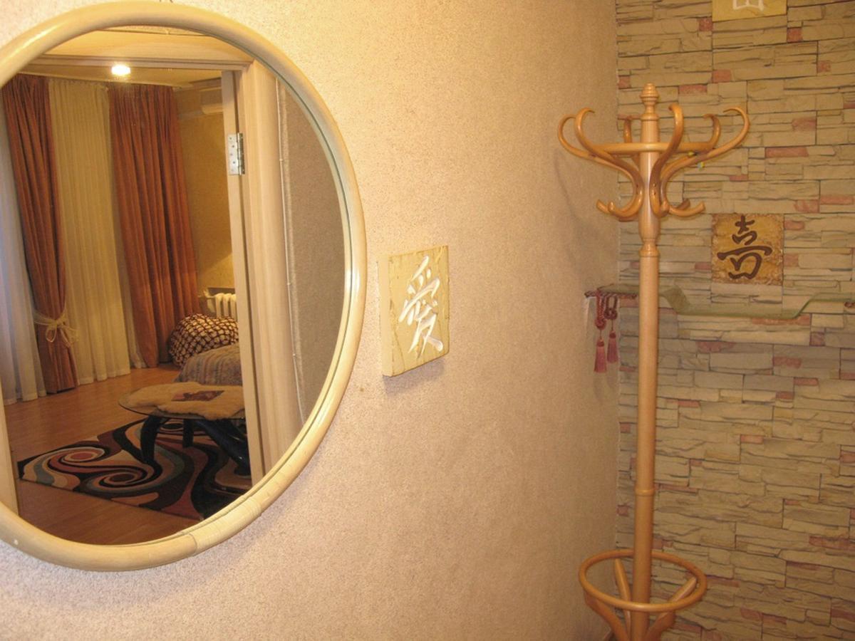 Apartment Triokhsviatytelskaya Street 3 Kyiv Exterior foto