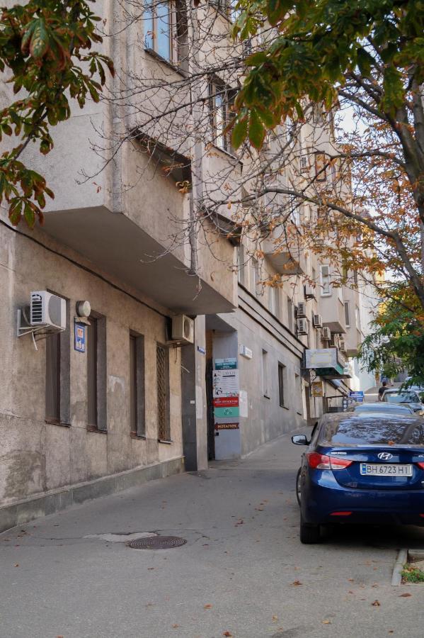 Apartment Triokhsviatytelskaya Street 3 Kyiv Exterior foto